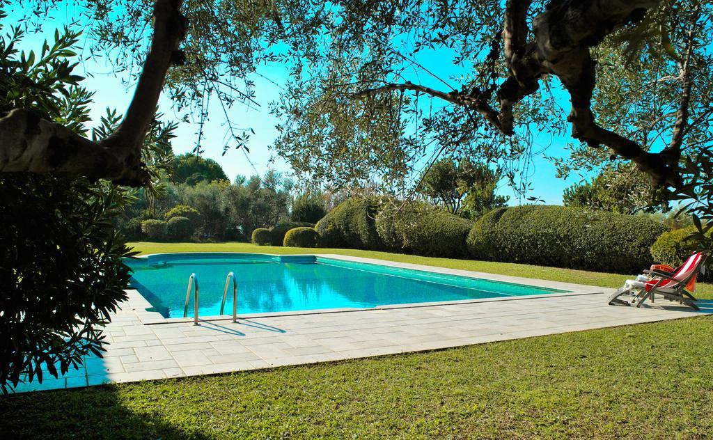 Villa Dh Epavlis Río Exterior foto