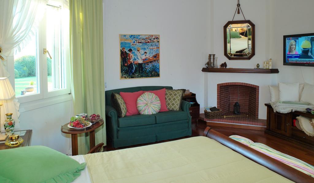 Villa Dh Epavlis Río Exterior foto