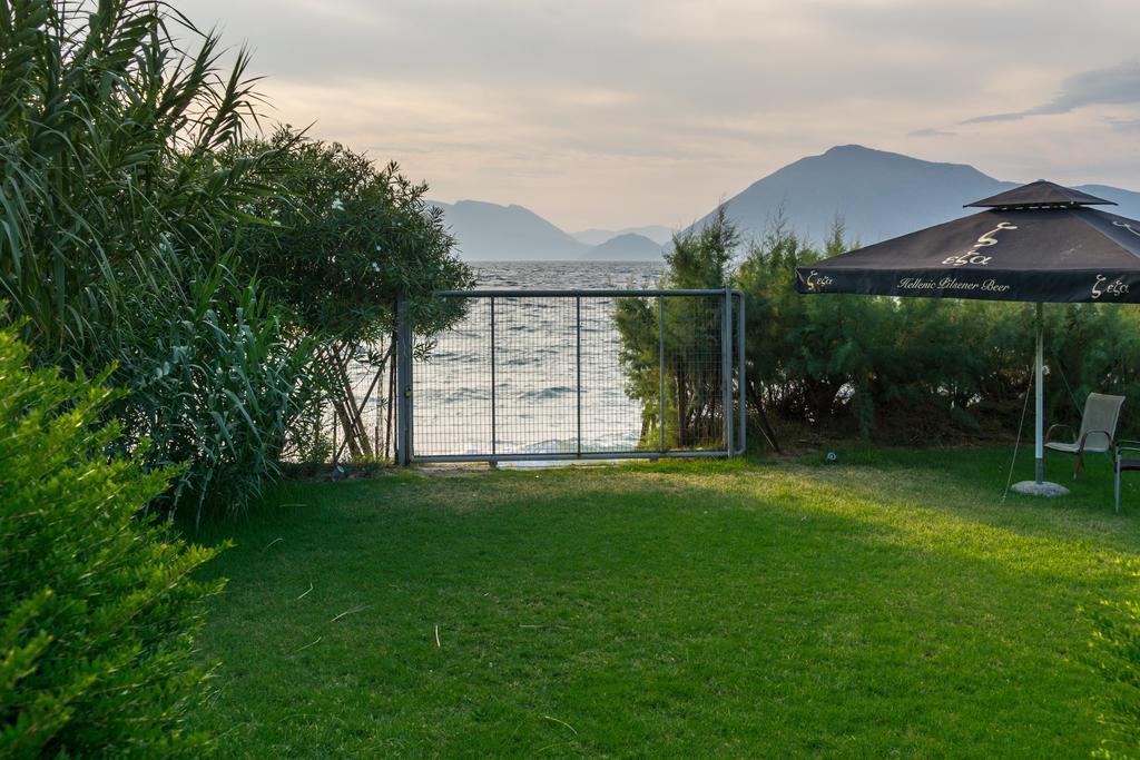 Villa Dh Epavlis Río Exterior foto