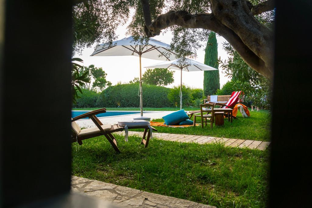 Villa Dh Epavlis Río Exterior foto